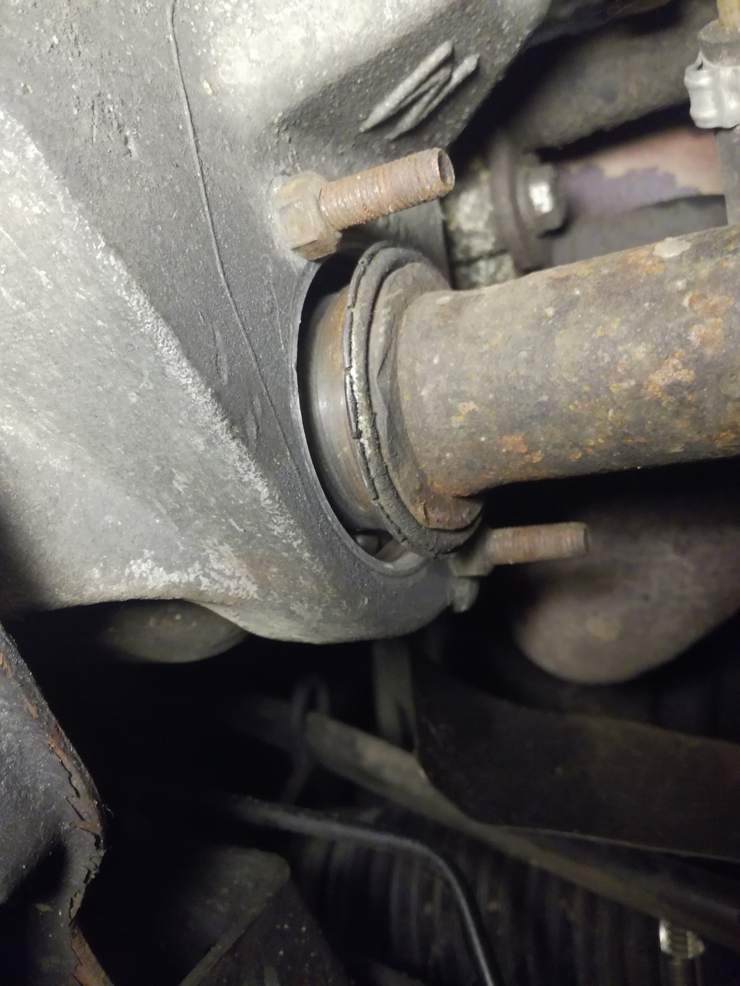 Шарики подшипники :) Замена подвесного. — Citroen Xantia, 2,1 л, 1996 ...