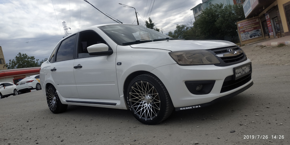 Фото в бортжурнале Lada Granta