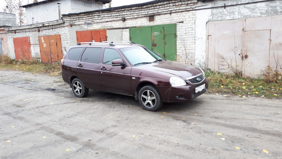 Зимние автошины и диски — Lada Приора универсал, 1,6 л, 2012 года ...