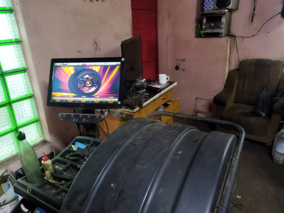 Геометрия впускного коллектора. — Volkswagen Bora, 2,3 л, 1999 года ...