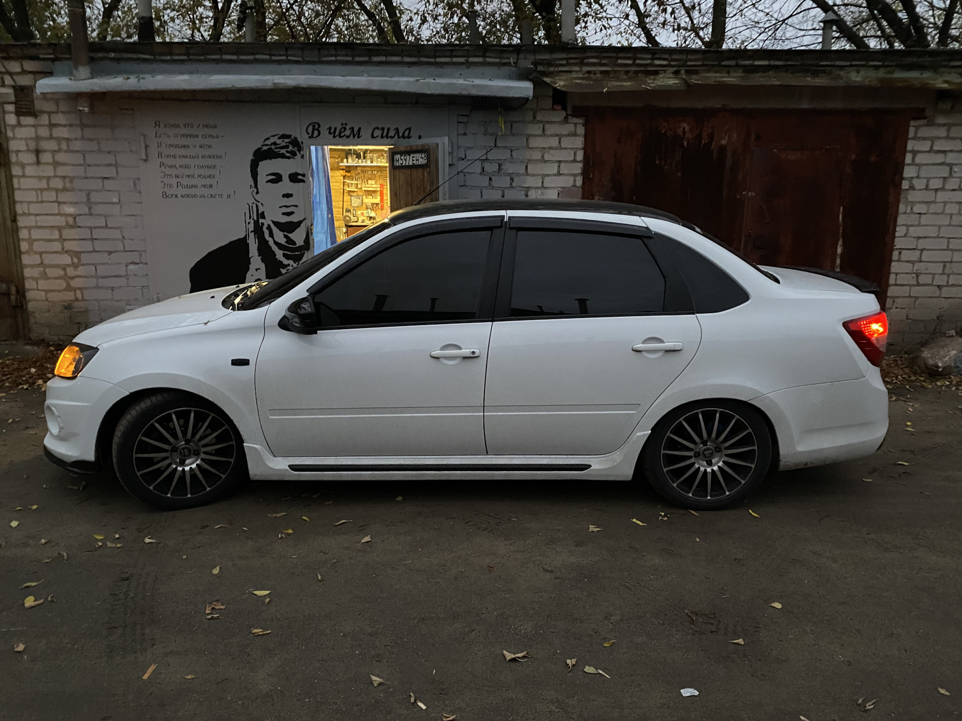 Гранта спорт пороги тюнинг Пороги на гранту спорт - Lada Granta Sport, 1,6 л, 2015 года тюнинг DRIVE2