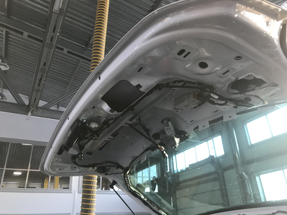 Камера заднего вида — Volkswagen Tiguan (2G), 1,4 л, 2017 года | своими ...