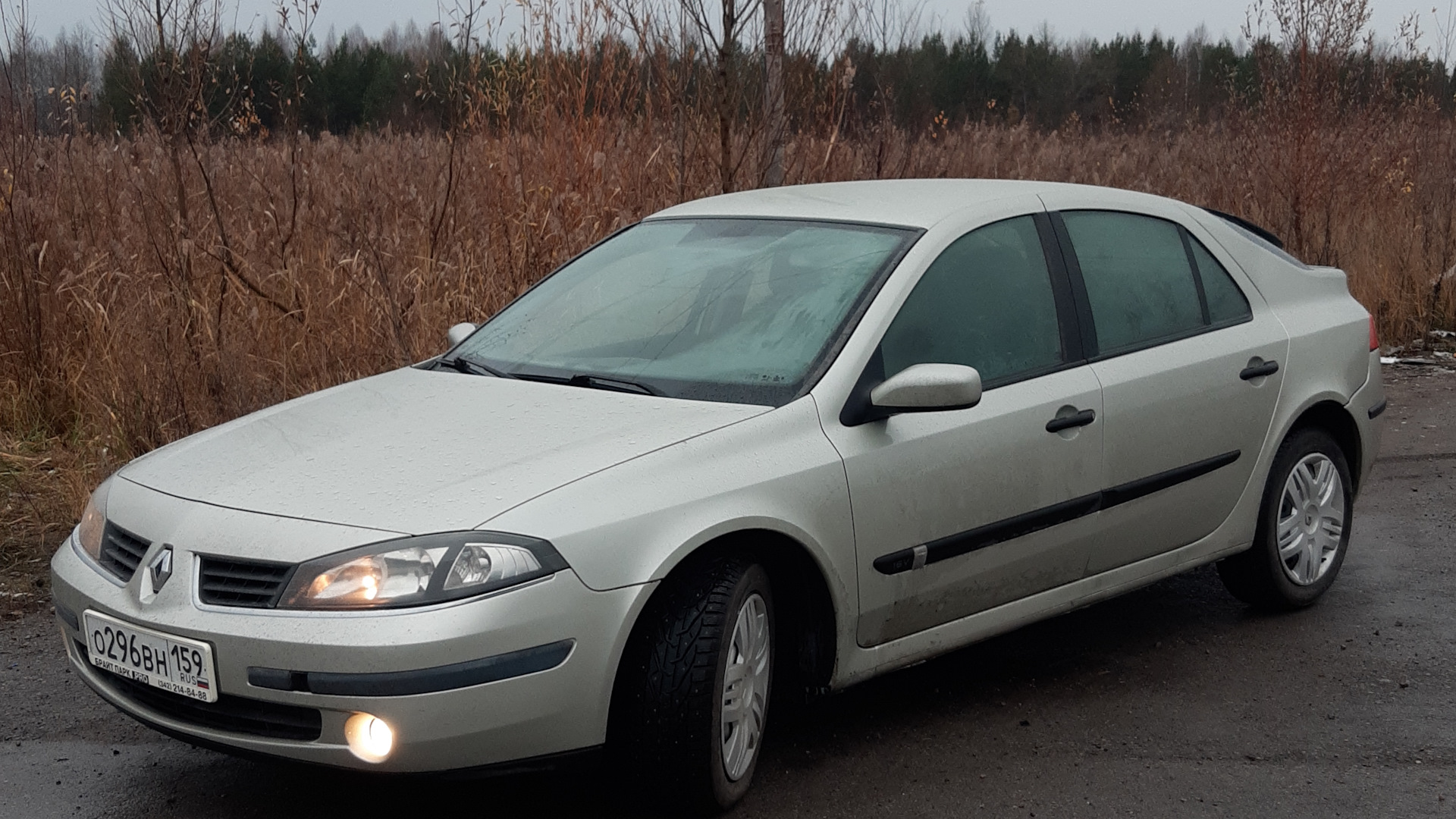 Renault Laguna II 1.6 бензиновый 2006 | -Не такая,как у всех.... на DRIVE2