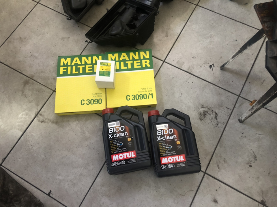Mann Filter C30901 Luftfilter 
