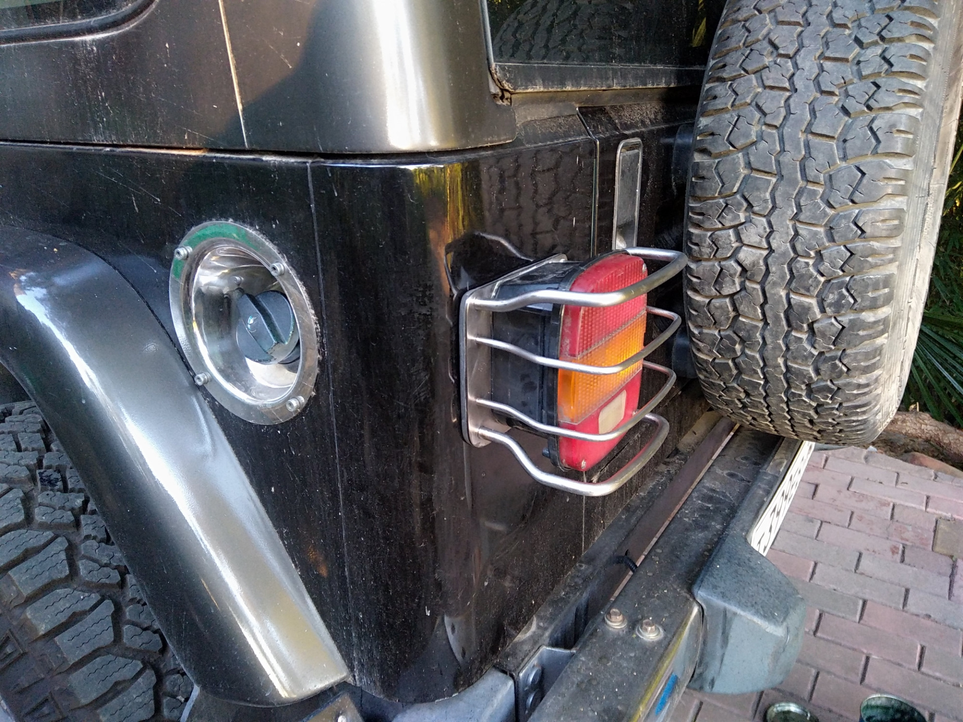 Защита задних фонарей — Jeep Wrangler (TJ), 2,5 л, 1997 года | своими ...