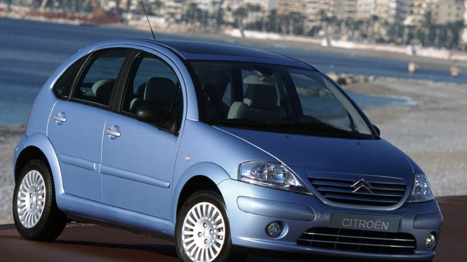 При запуске щелкает только втягивающее реле и дальше гаснет приборка ...