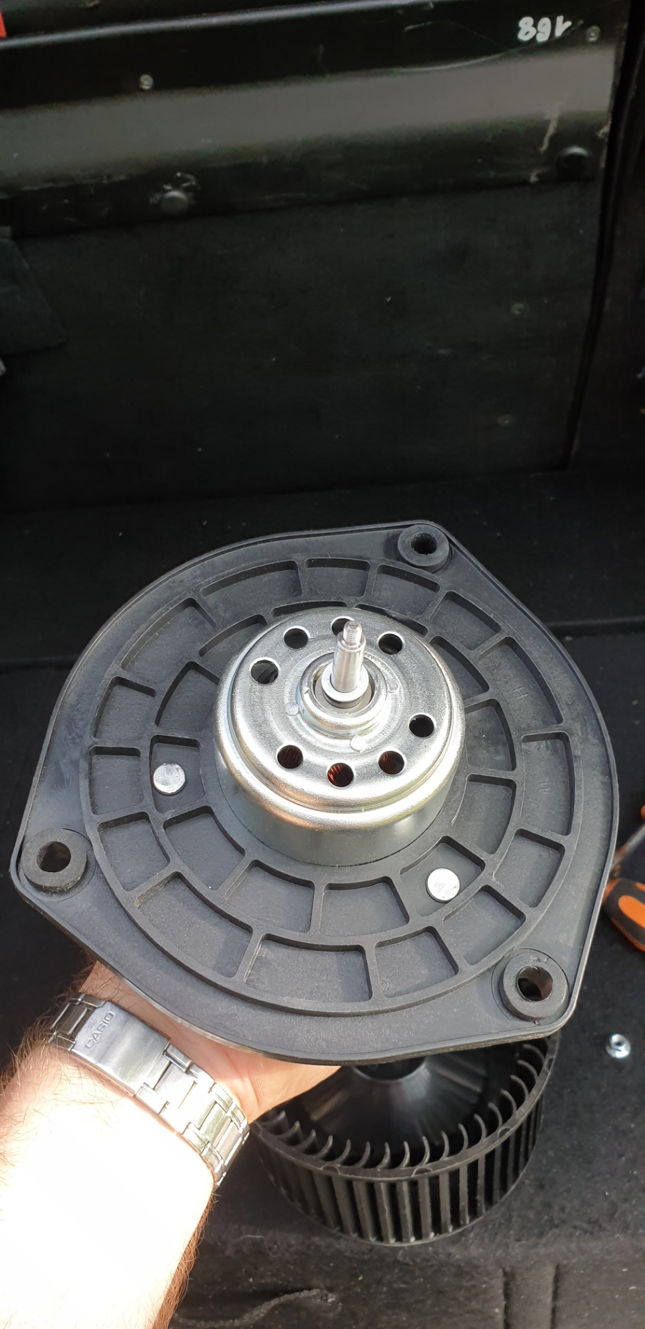 #168. Вентилятор отопителя от УАЗа в ШНИВЕ? / Трыканье моторчика и ...