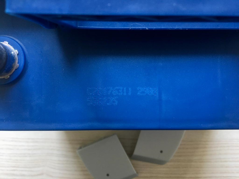 Дата производства (набита под ручкой) — Lada Гранта Лифтбек (1G)