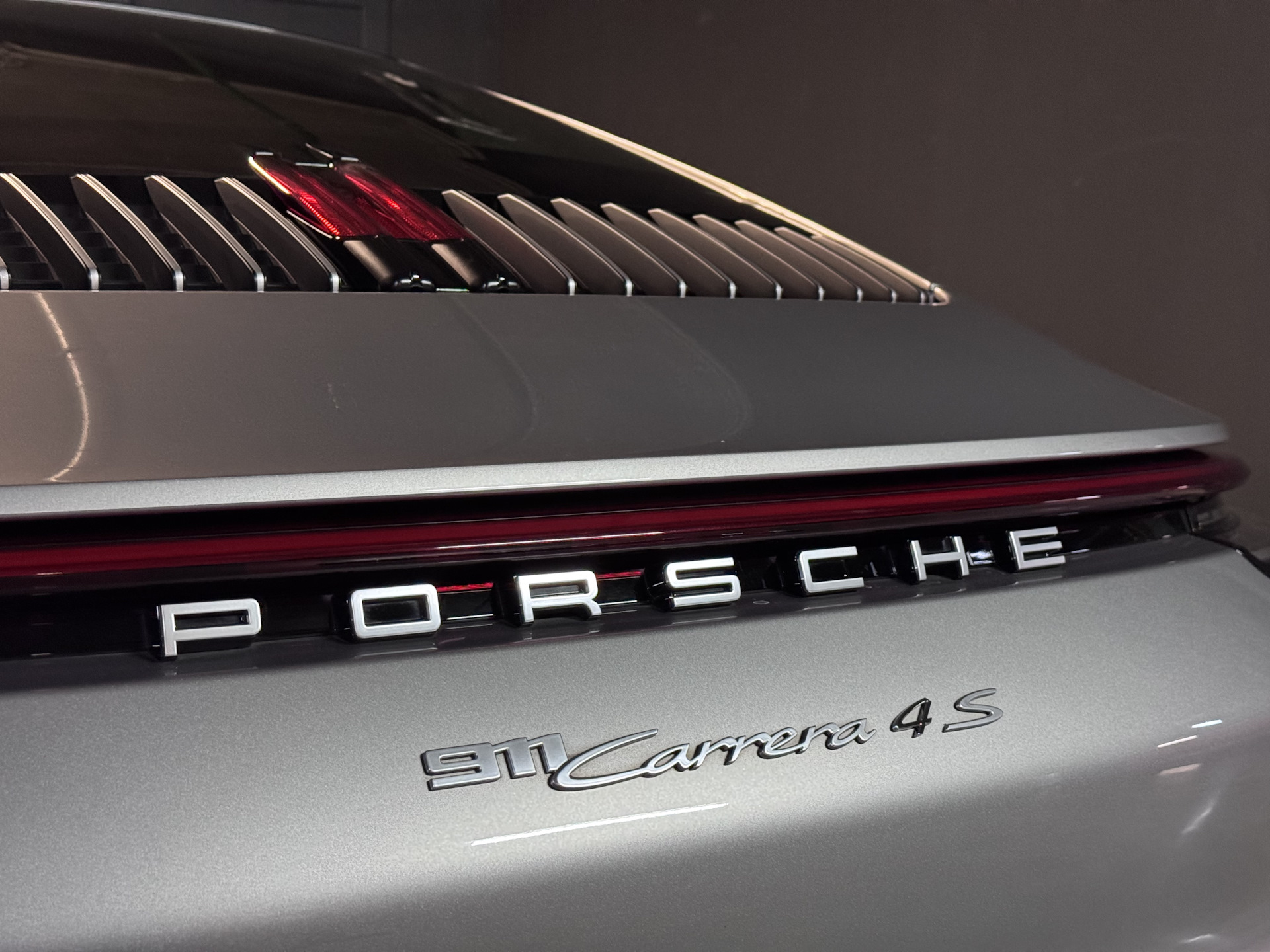 Фото в бортжурнале Porsche 911 (992)
