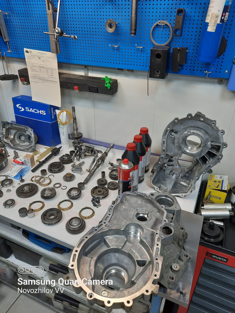 Интер камаз. Отзывы автосервис. Центр ремонта трансмиссий. Дсг центр москва. Специалист по ремонту трансмиссии.