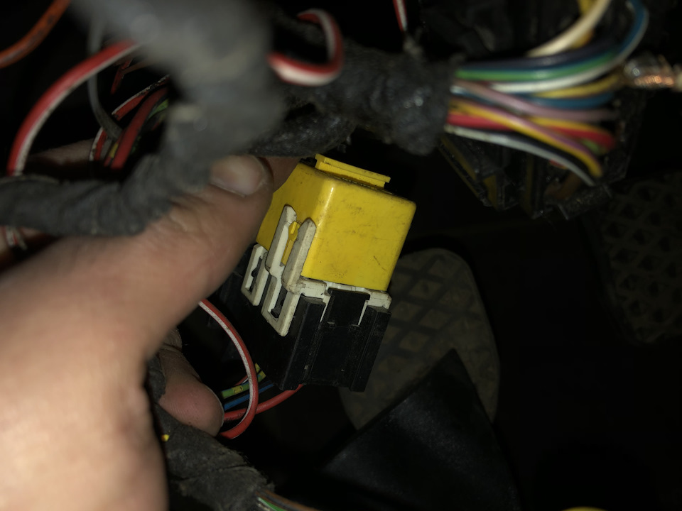 dkAAAgLhXeA-960.jpg