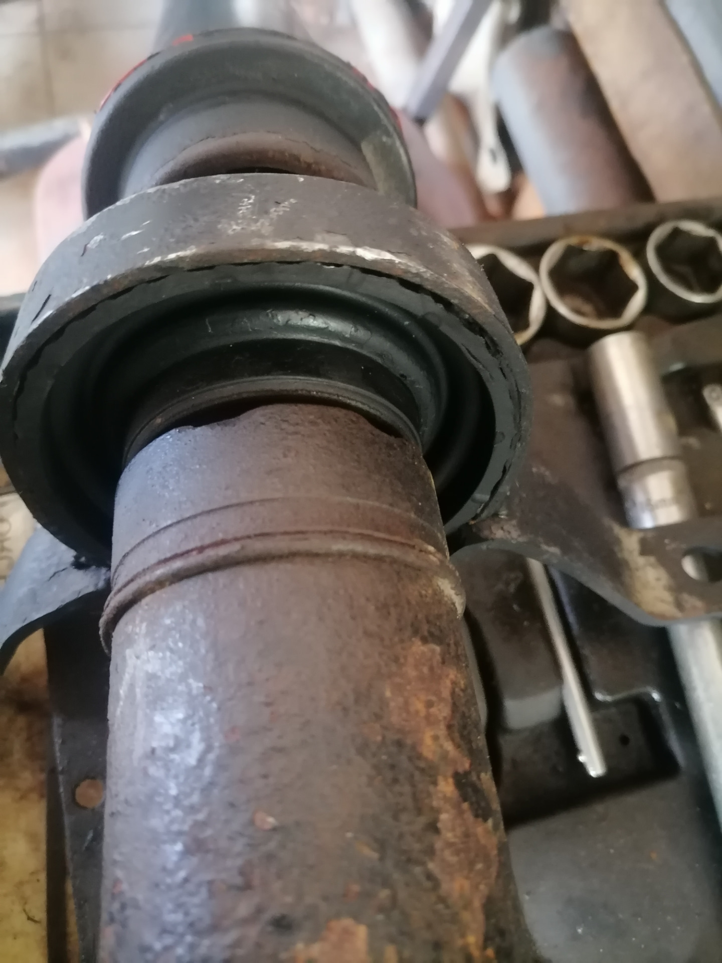 Вибратор от VAG — Audi A4 (B6), 1,8 л, 2003 года | своими руками | DRIVE2