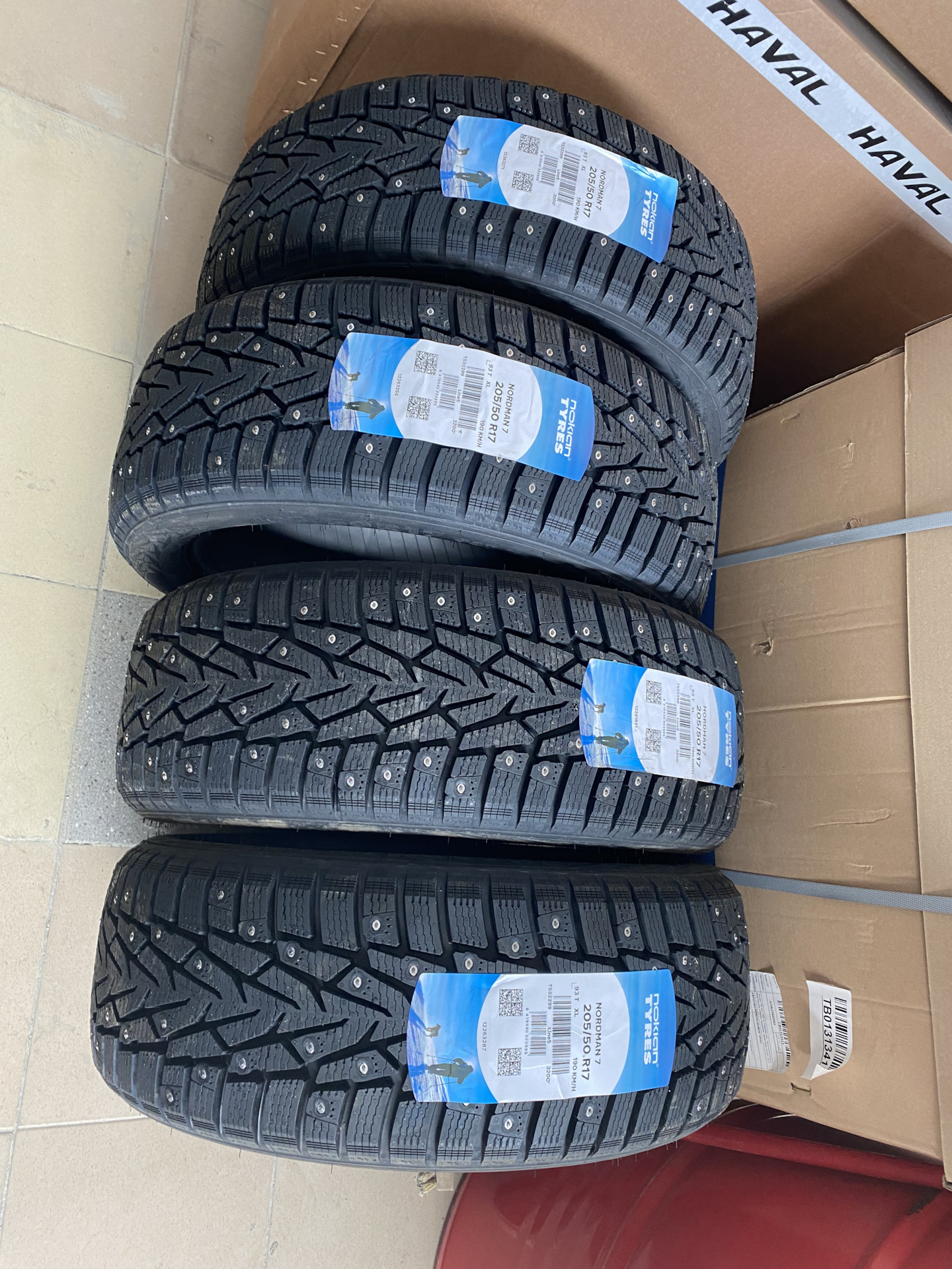 Зимняя резина 205/50 R17 Nokian Nordman — Volkswagen Passat B5, 1,8 л ...
