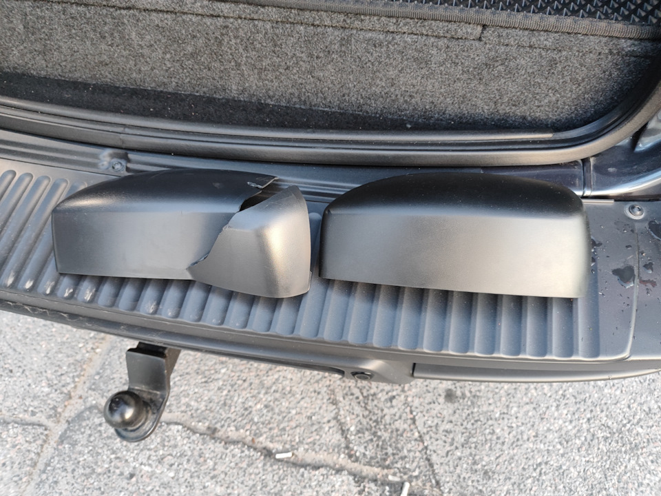 Замена накладки левого зеркала на Ниве. — Chevrolet Niva, 1,7 л, 2020 ...