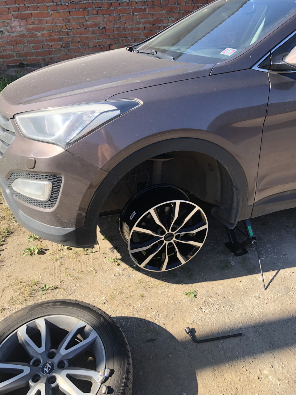 Готовь сани летом — Hyundai Santa Fe (3G), 2,2 л, 2012 года | колёсные диски  | DRIVE2