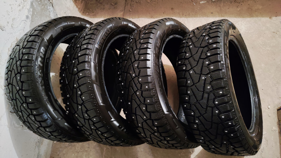 Шины зимние шипованные Pirelli 215/55 R18 на Omoda C5. Б/у | 50 000 ₽ в ...