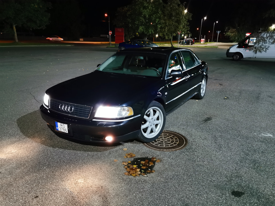 Несколько вечерних фото — Audi A8 (D2), 4,2 л, 2001 года | покатушки ...