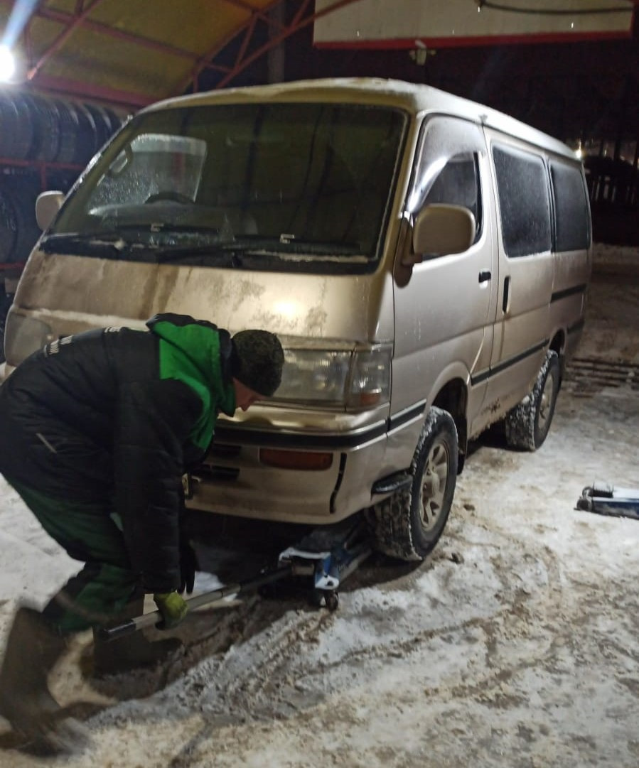 Вибрация при торможении (балансировка колес) — Toyota HiAce (H100), 3 л,  1995 года | поломка | DRIVE2