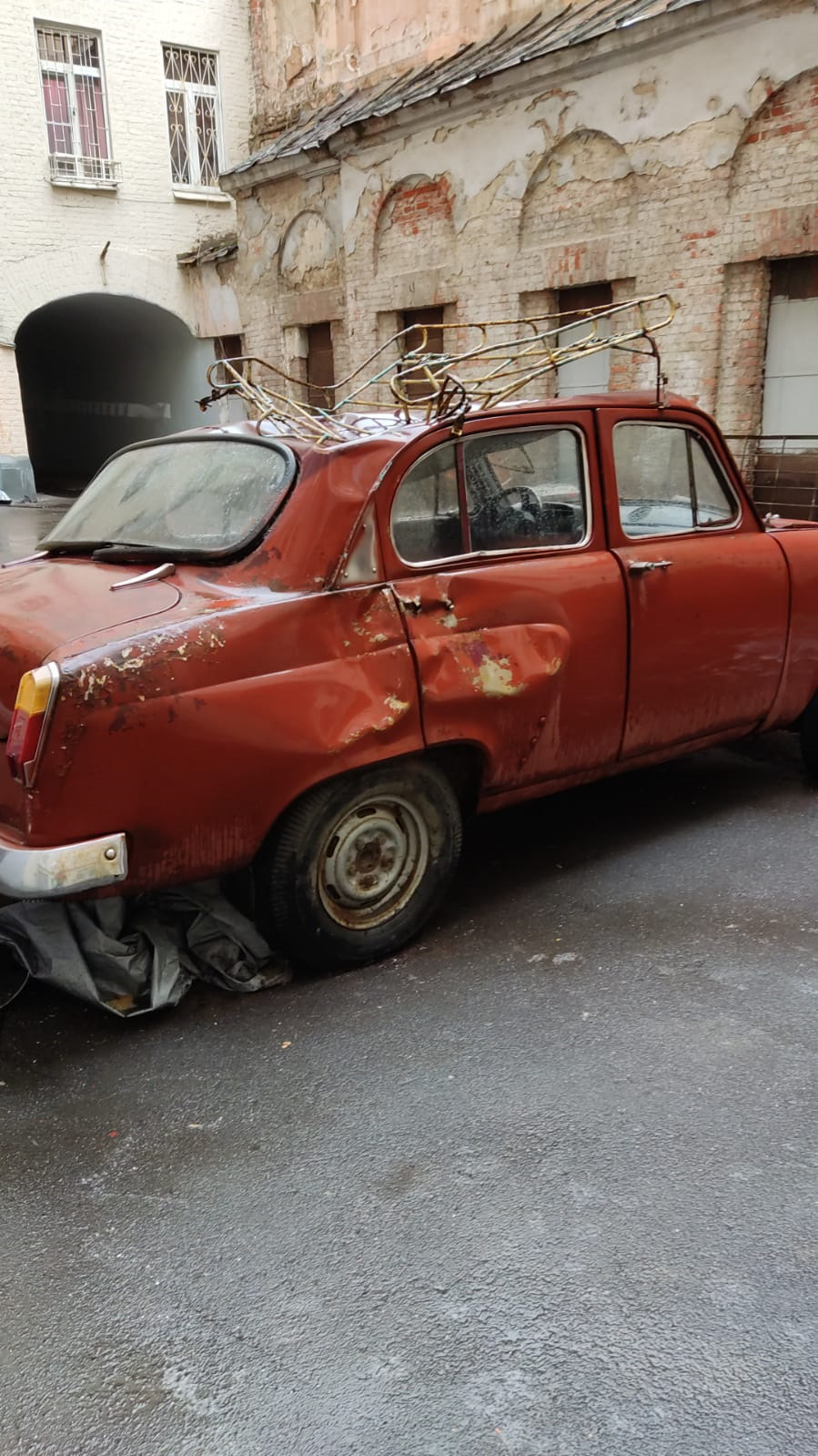 Москвич на Китай-городе — Сообщество «Брошенные Машины» на DRIVE2