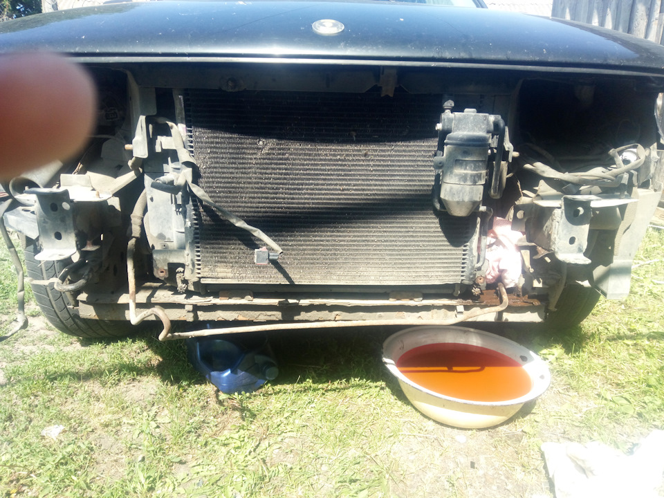 Чистка сот радиаторов, замена антифриза и устранение течи масла — Saab ...