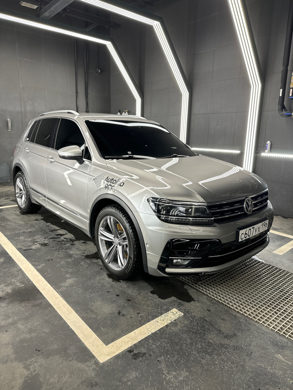 Мойка авто — Volkswagen Tiguan (2G), 2 л, 2018 года | мойка | DRIVE2