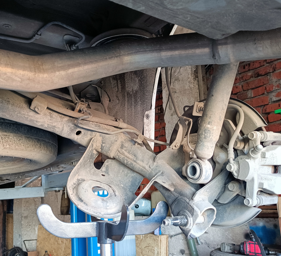 Фото в бортжурнале Toyota Sienna (3G)