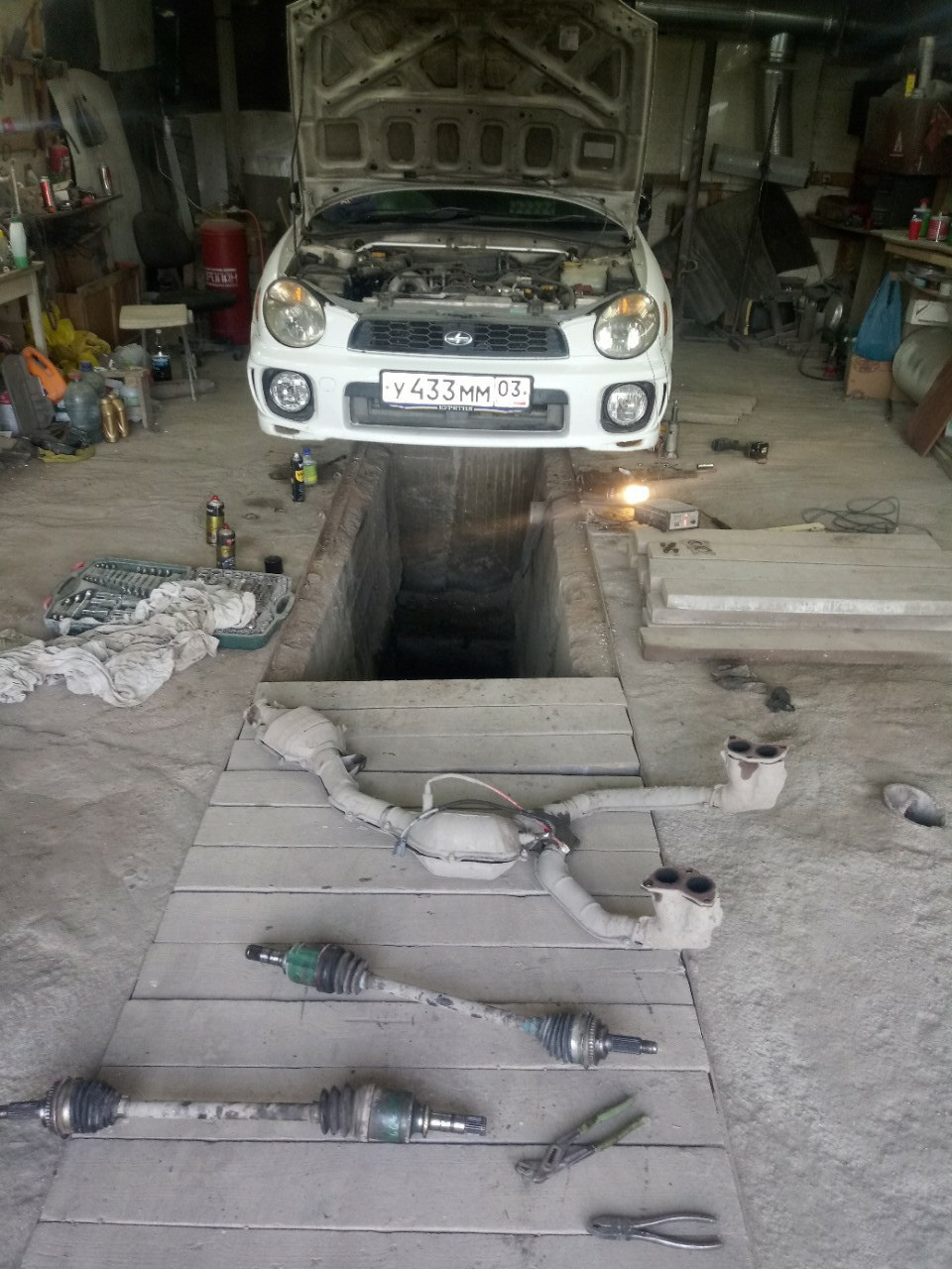 Замена сальников приводов в переднем редукторе. — Subaru Impreza (GD ...