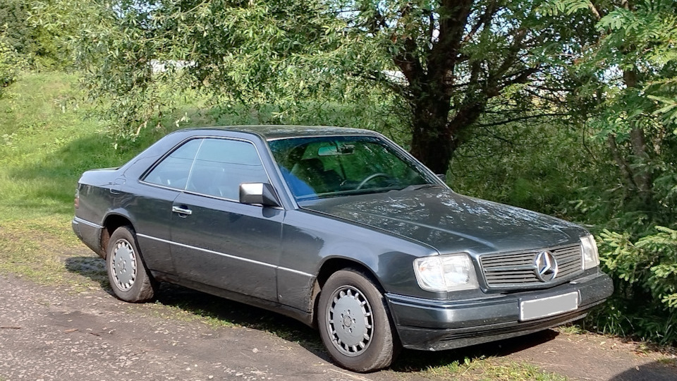 Mercedes-Benz E-Class Coupe