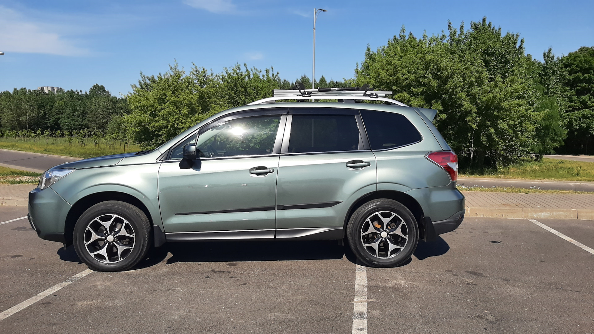 Subaru Forester (SJ) 2.5 бензиновый 2014 | на DRIVE2