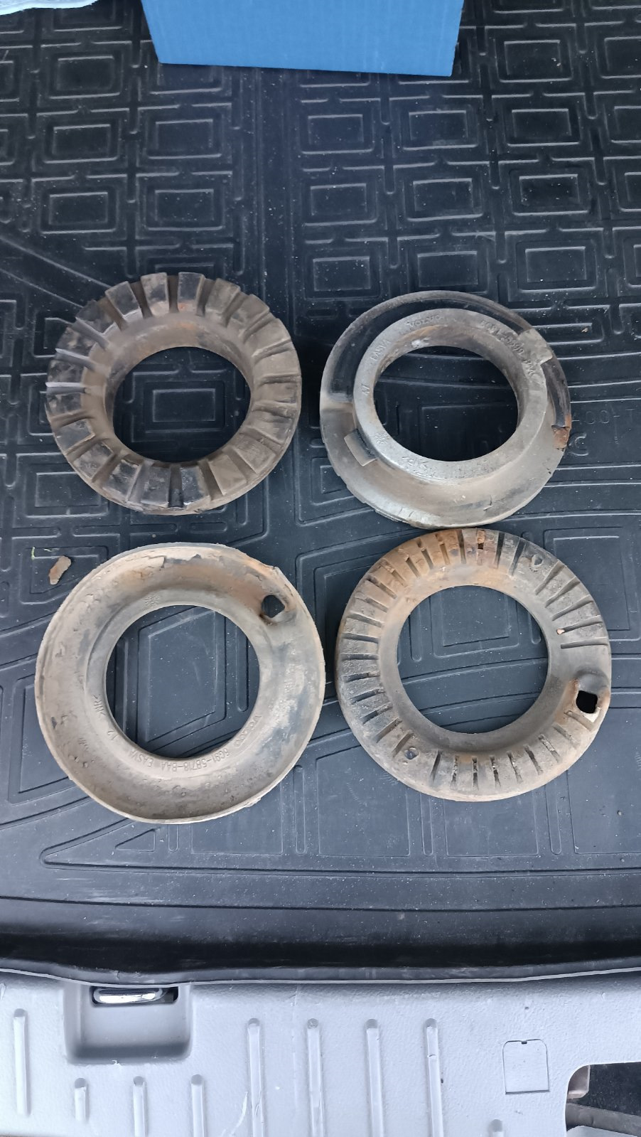 старые — Ford S-Max (1G)