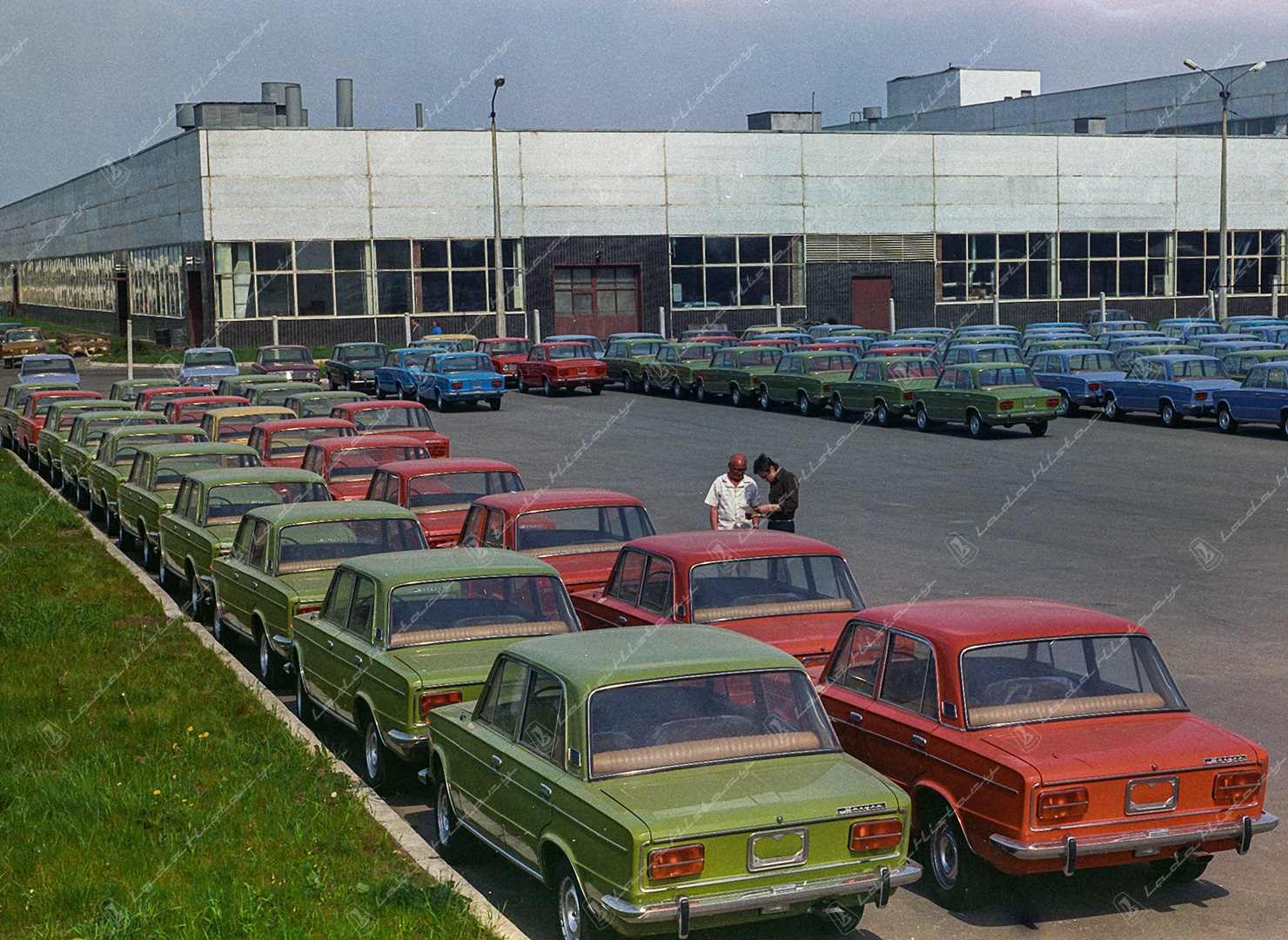Волжский автомобильный завод в Тольятти