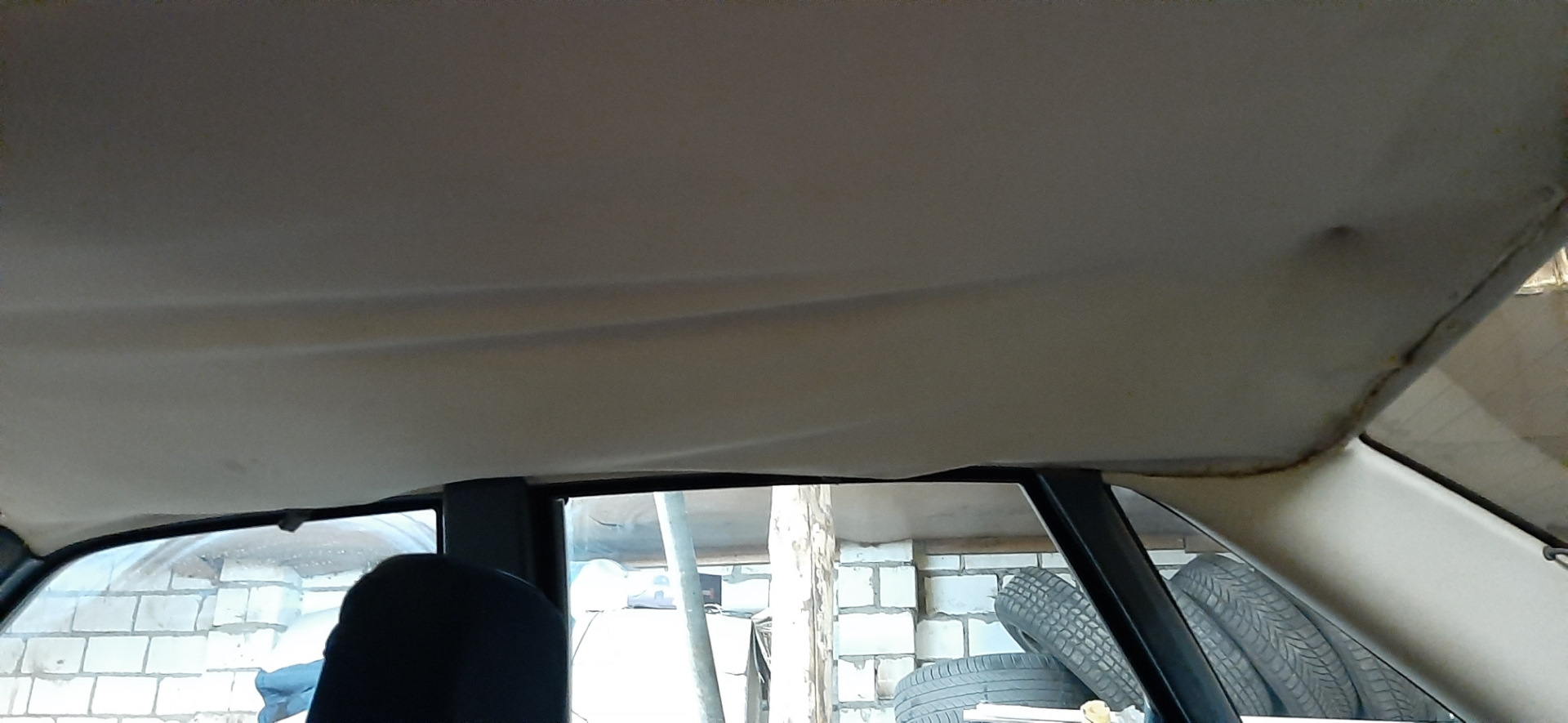 Перетяжка потолка ауди 100 с3 теперь уже без люка. — Audi 100 (C3), 2,3 ...