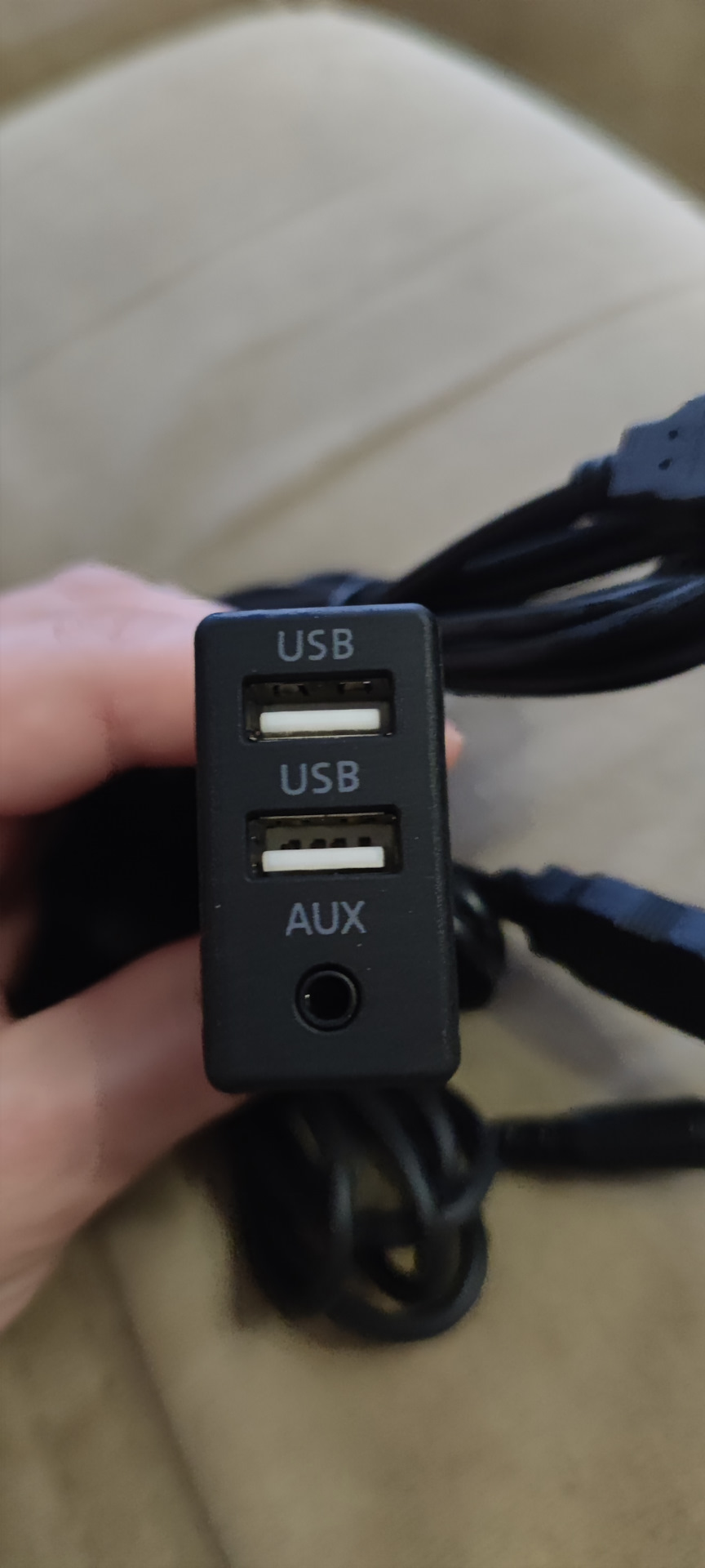 Розетка usb/aux в перчаточный ящик для Андроида — BMW X5 (E70), 3 л, 2013  года | своими руками | DRIVE2