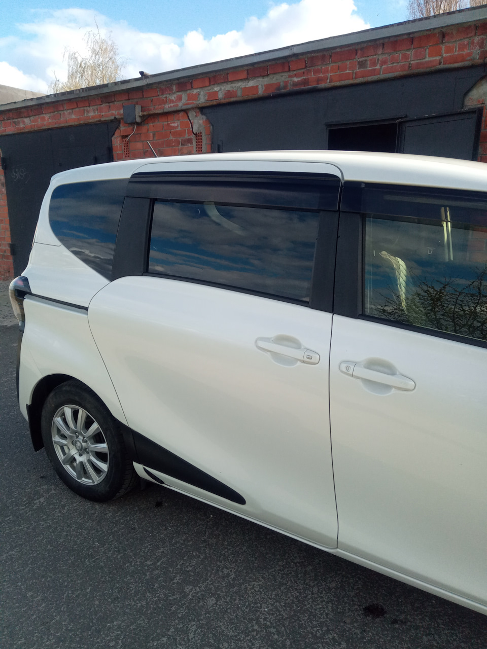 Неспеша продаю свою машину — Toyota Sienta (2G), 1,5 л, 2016 года | продажа  машины | DRIVE2