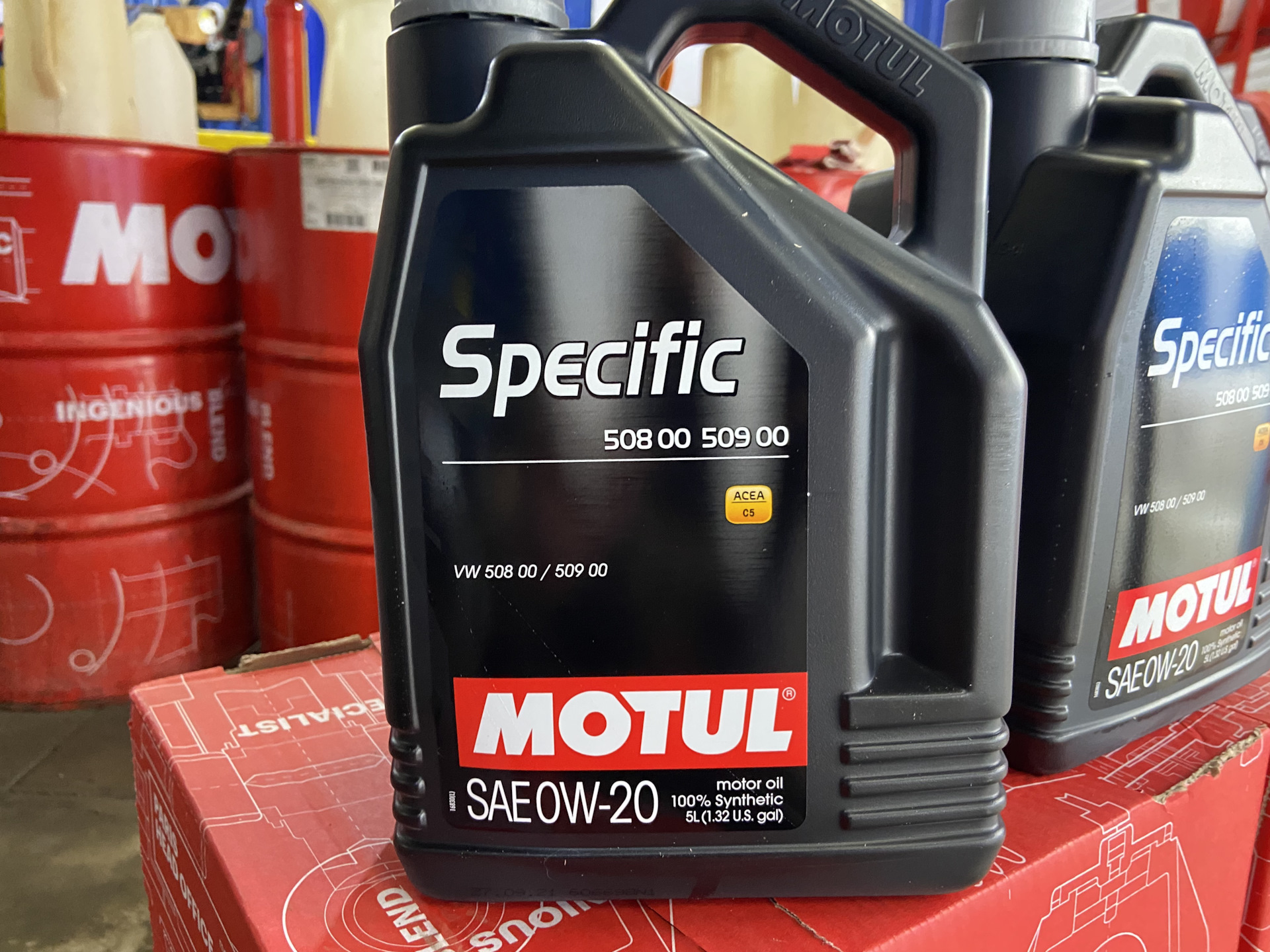 Motul 0w 20. Мотюль 0w20 508/509. Мотюль 5w20 specific. Motul specific 0w20 артикул. 0w20 VW 508.00 509.00.