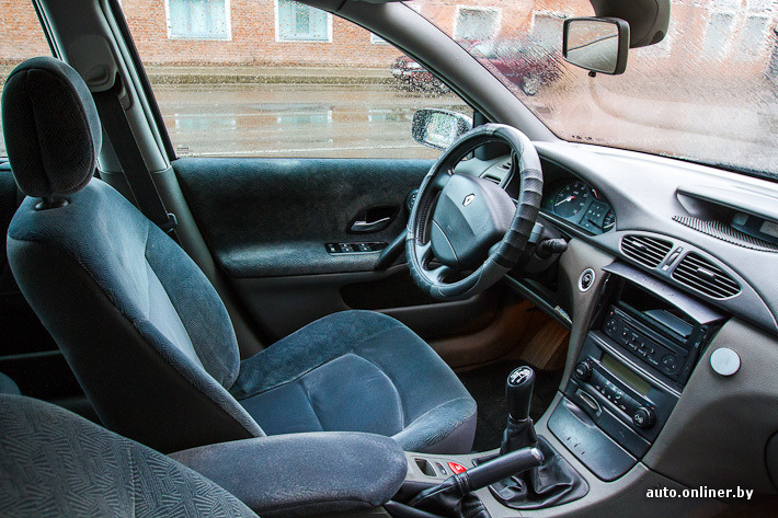 Салон лагуна. Рено Лагуна 2 салон. Renault Laguna 2002 салон. Рено Лагуна 1995 салон. Renault Laguna 1 салон.