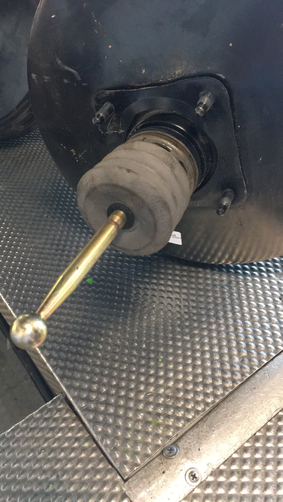 Попытка победить шипение под педалью тормоза — Volkswagen Touareg (1G ...