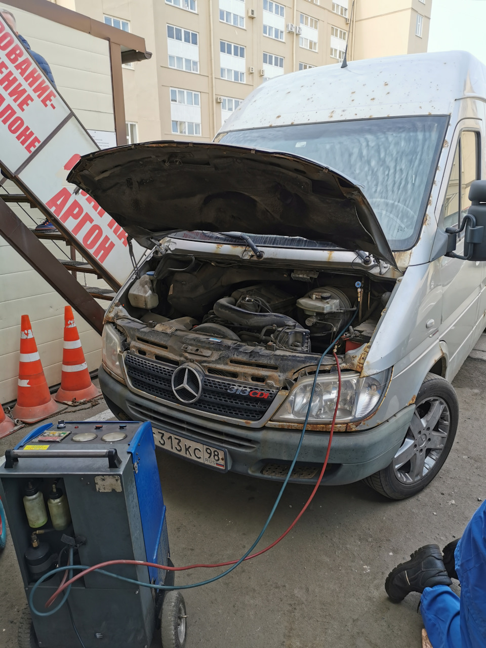 Холодок по коже и попытка поднять морду — Mercedes-Benz Sprinter (1G), 2,2  л, 2003 года | визит на сервис | DRIVE2