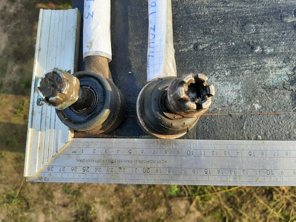 У меня разница в длине тяг по центрам составила 7мм. — Chevrolet Niva (1G). Запчасти на фото: 192021