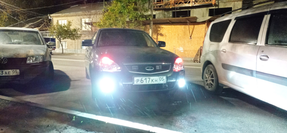 Габариты в поворотниках — Lada Приора хэтчбек, 1,6 л, 2012 года ...