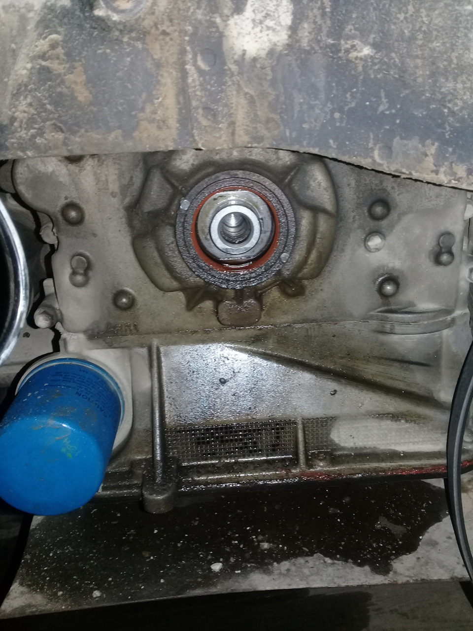 Сальник коленвала, задний nissan murano z51. Nissan murano передний сальник коленвала. Замена сальника коленвала ниссан. 3. Шкив коленвала nissan a32.