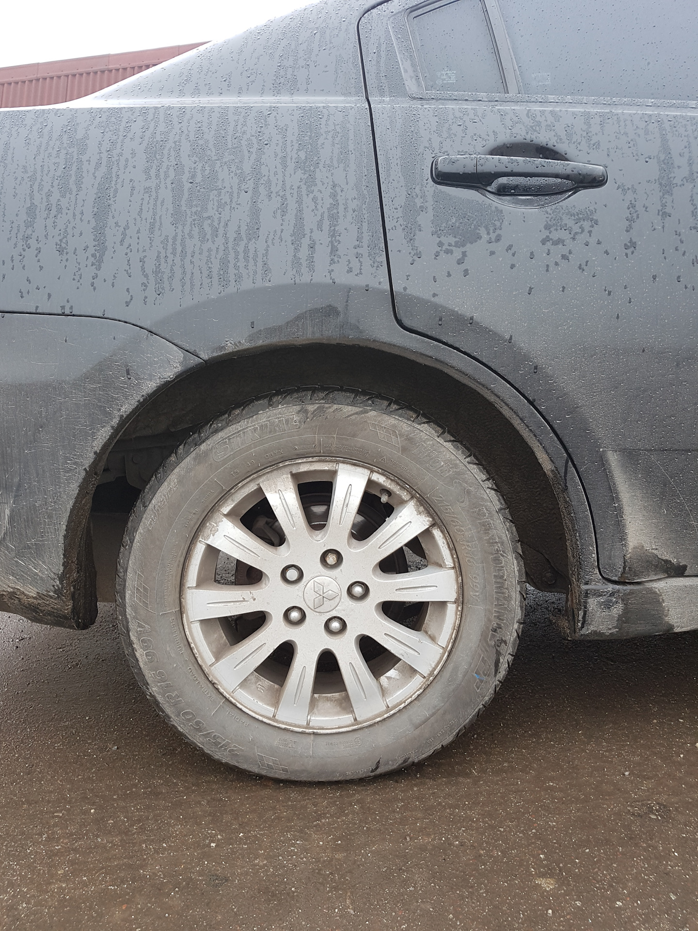 Замена задних оригинальных амортизаторов и пружин на другие ...