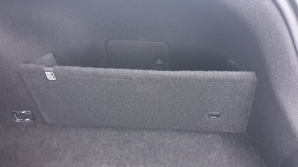 Материал подобран точно в стиле оригинала. — KIA Stinger