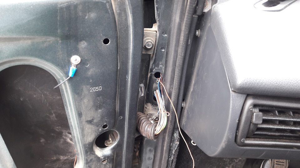 Подключение обогрева зеркал Ergon — Lada 2114, 1,6 л, 2010 года ...