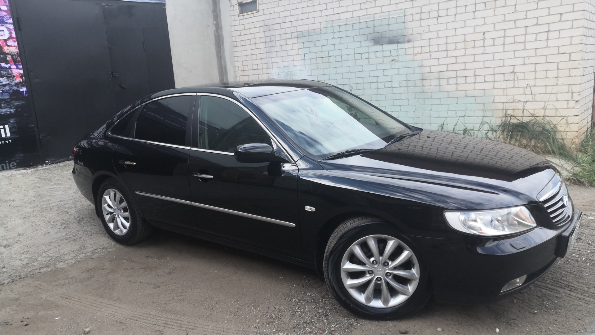 Хендай грандер 2.7 2008. Hyundai Grandeur 2007 года. Грандер 2007 фото. Фары Хендай Грандер 2007 черный. Хёндай Грандер TG отзывы владельцев.