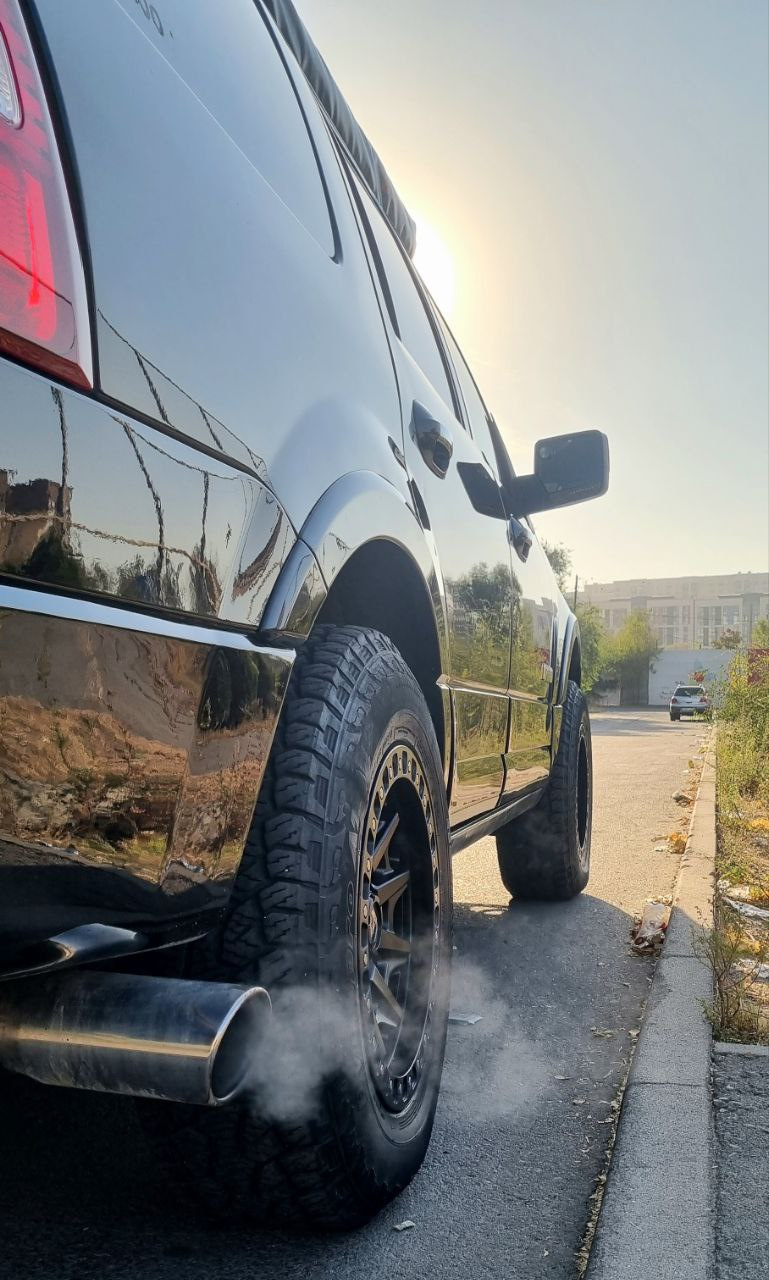 Фото в бортжурнале Ford Expedition (3G)