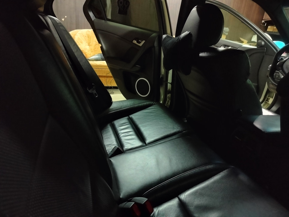 7. — Honda Accord (8G)