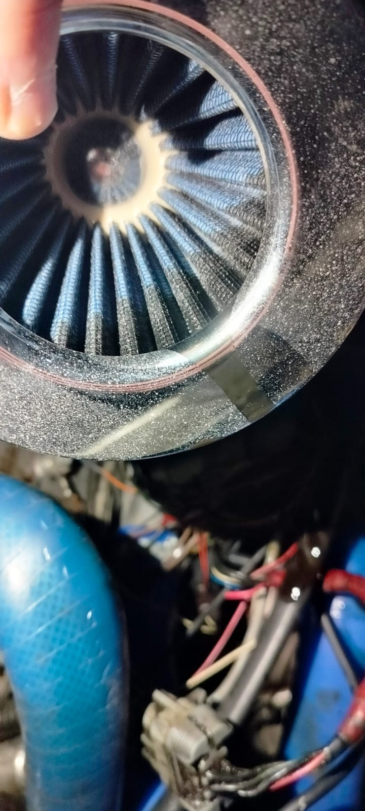 Масло в воздушном фильтре — Lada 21103, 1,6 л, 2000 года | поломка | DRIVE2