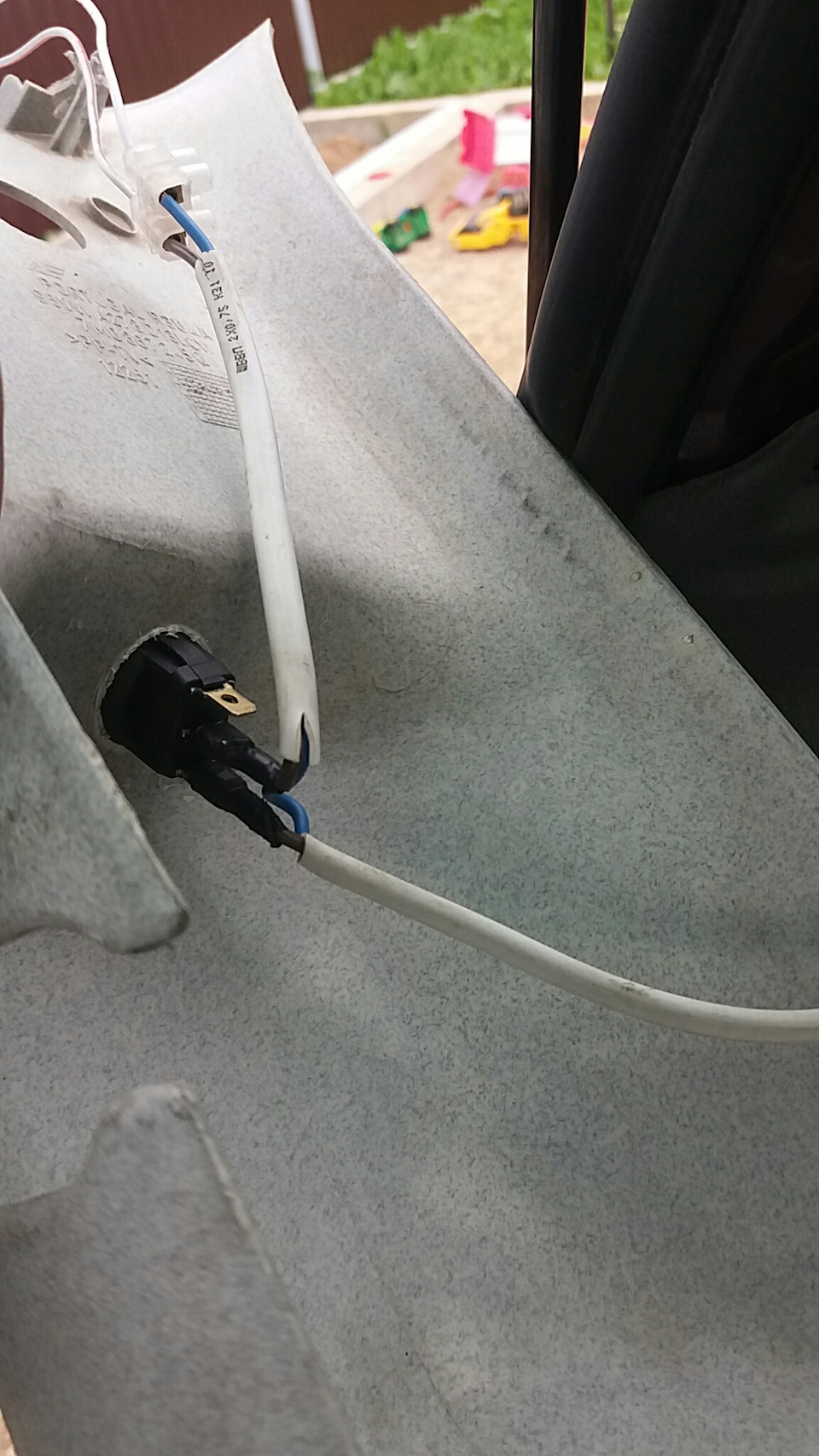 Свет в багажник — Ford Galaxy (Mk I), 1,9 л., 1997 года | тюнинг | DRIVE2