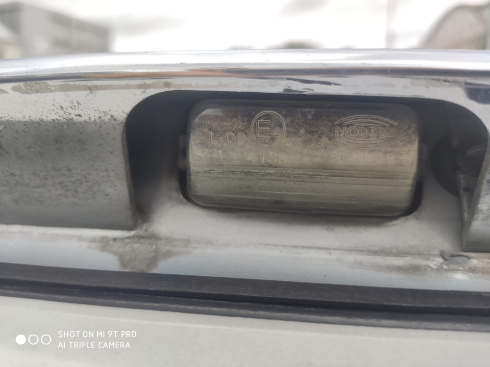 61. Заброшенная подсветка номера — Peugeot 206 Sedan, 1,4 л, 2007 года ...